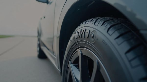 Choisir vos pneus Toyo : performance, longévité et confort de conduite